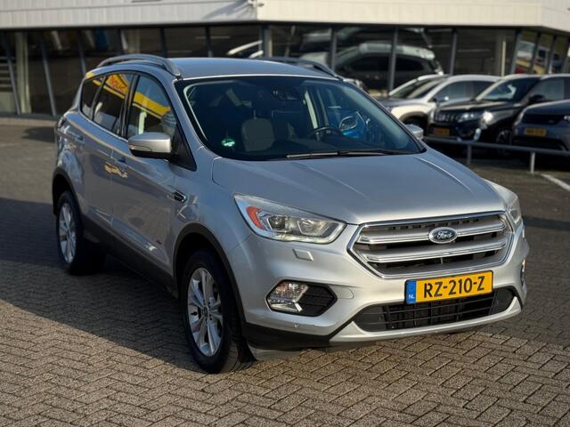 Ford KUGA 1.5 AUTOMAAT 4WD CAMERA NAVI STOELVERWARMING