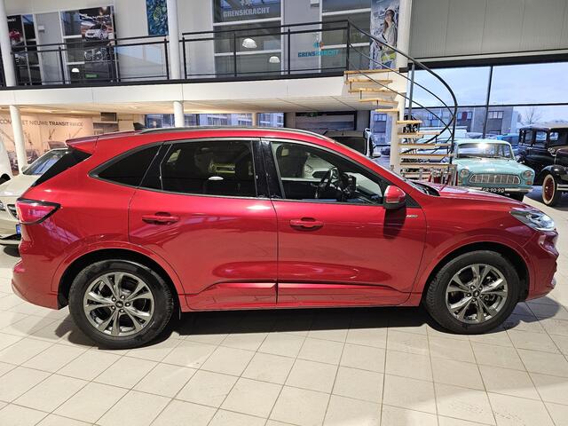 Ford KUGA 2.5 PHEV ST-Line