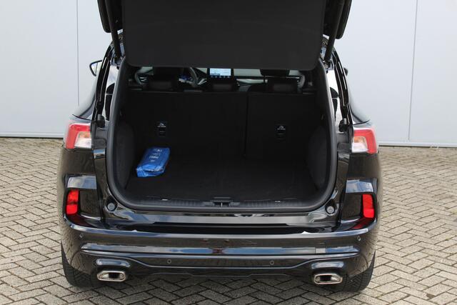 Ford KUGA 2.5-225pk Plug-in Hybrid ST-Line X. Hybride rijden voor een reële prijs ! Adaptive Cruise Control, Stoel-, stuur- en voorraamverwarming, Climate Control, Metallic lak, Camera v+a, Elektr. achterklep, Side- en lane assist etc.