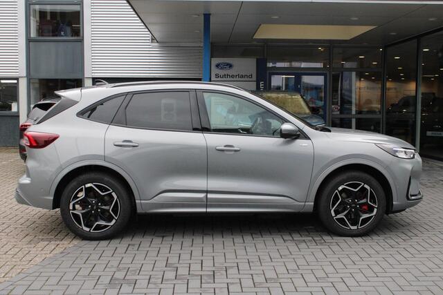 Ford KUGA 2.5 PHEV ST-Line X 243pk | orig. NL auto | Panoramadak | Wegklapbare trekhaak | Winter Pack | 19 inch | Adaptieve LED | Head up Display | Solar Silver