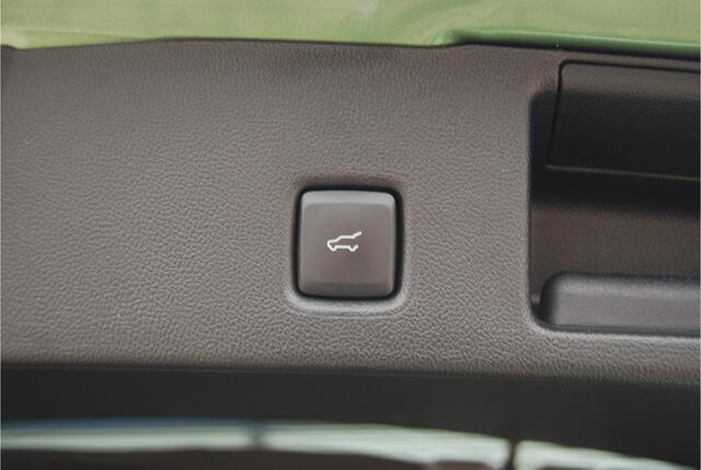 Ford KUGA 2.5 PHEV 243PK ST-Line X | PANORAMADAK | EL.TREKHAAK | LED MATRIX | STOEL/STUUR/VOORRUIT- VERWARMING