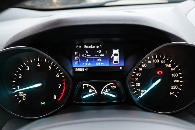 Ford KUGA 1.5 EcoBoost 150 PK ST Line | Camera | Navigatie | CarPlay | Sony Sound | Trekhaak | MF Stuur | Climatronic | DAB | Xenon | Nieuwe APK