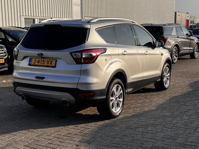 Ford KUGA 1.5 EcoBoost Titanium | 150 pk | Verwarmde voorstoelen | Trekhaak uitklapbaar | Sony audio installatie |