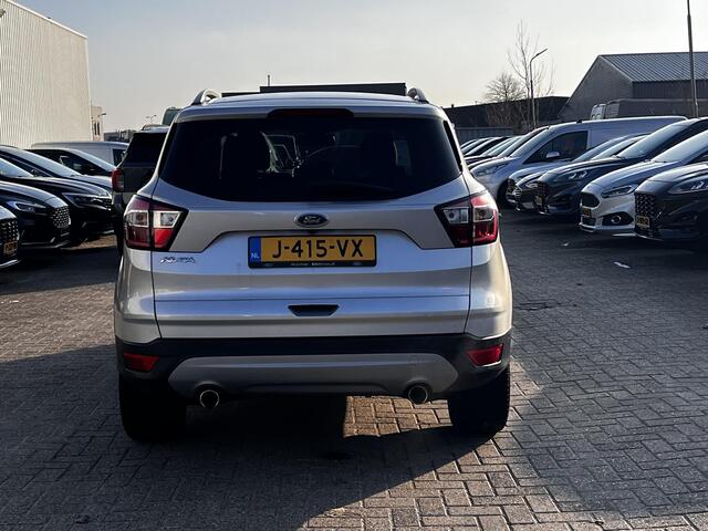 Ford KUGA 1.5 EcoBoost Titanium | 150 pk | Verwarmde voorstoelen | Trekhaak uitklapbaar | Sony audio installatie |