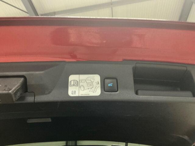 Ford KUGA 2.5 PHEV Vignale 225pk | Panoramadak | Adaptive cruise control | Winter Pack | Achteruitrijcamera | Bang&Olufsen | Elektrische achterklep