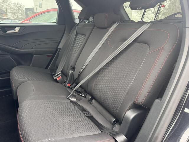 Ford KUGA 2.5 PHEV ST-Line | Nieuw Model | Orig. NL auto | Wegklapbare trekhaak | Winter Pack | 2.100kg trekgewicht | Achteruitrijcamera