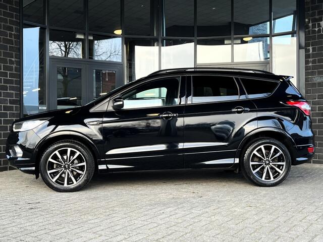 Ford KUGA 1.5 ECOB. ST-LINE - DESIGN - PANO - TREKH.
