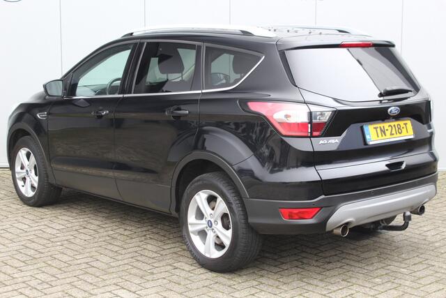 Ford KUGA 1.5-150pk EcoBoost Titanium. Nette Ford Kuga met een trekgewicht van maar liefst 2.000kg ! Autm. airco, stoel-, stuur- en voorraamverw., camera, parkeersensoren achter, navigatie, telefoonvoorb., 17"LM wielen+all season banden, trekhaak, adapt. cruise cn