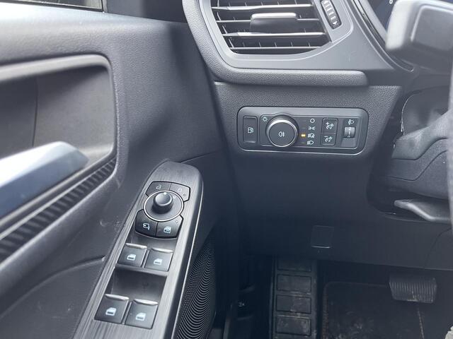 Ford KUGA 2.5 PHEV ST-Line | Orig. NL Auto | Nieuw model! | Wegklapbare trekhaak (elektrisch bedienbaar) | Winter Pack