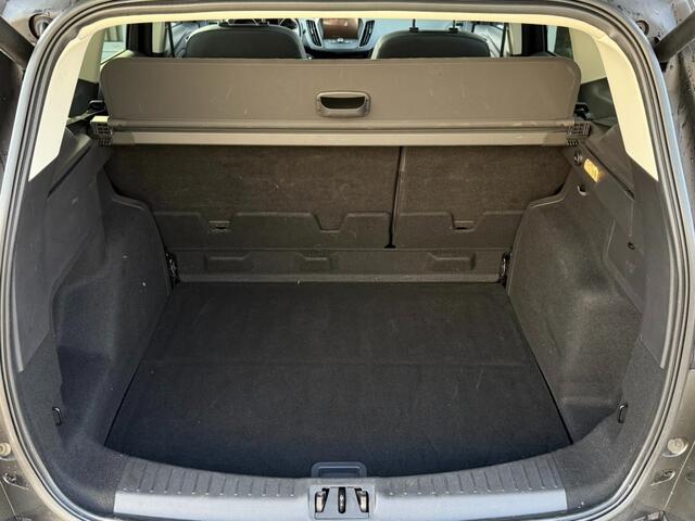 Ford KUGA 1.5 Titanium 4WD Automaat 182 PK I Schuif/kantel dak I Winterpakket I Carplay I Half leer