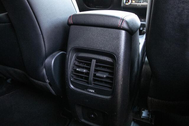 Ford KUGA 2.5 PHEV ST-Line X | Carplay | Navigatie | Camera |