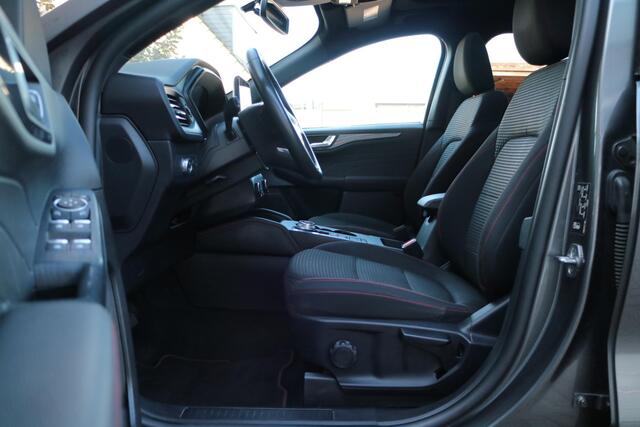 Ford KUGA 2.5i FHEV Aut. 140kW ST-Line | Panoramadak | Zonder Stekker! |