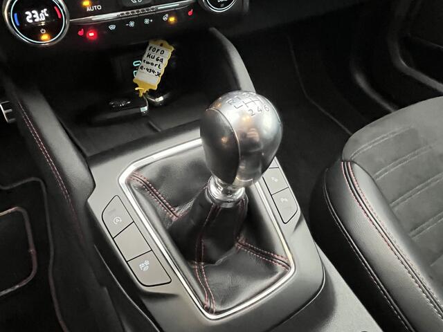 Ford KUGA 1.5 EcoBoost ST-Line X 150pk/110kW 6-bak | Afn. trekhaak | Driver Assistance Pack | Winter Pack | Technology Pack | Full Options! | etc. etc.