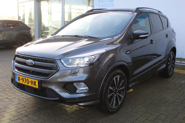 Ford KUGA ST-line 1.5 | Incl. 12 maanden Garantie | Stoel/stuur verwarming | Trekhaak | Achteruitrijcamera | Climate controle | Cruise controle | Navigatie | SONY Audiosysteem | Elektrische kofferbakklep | Parkeersensoren V+A | Keyless GO |