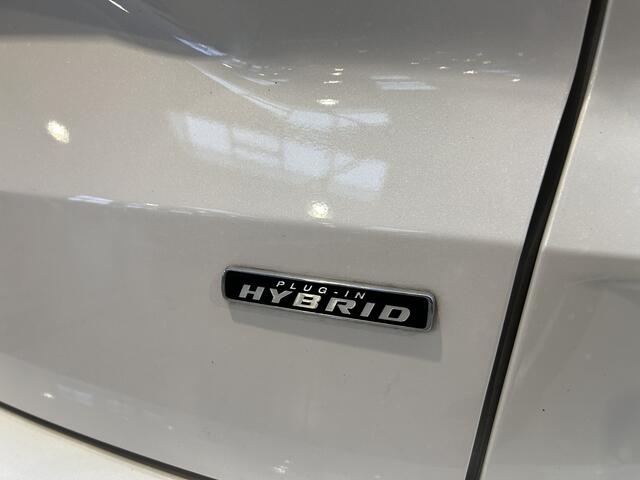 Ford KUGA 2.5 PHEV 225pk ST-Line | 100% dealer onderhouden | Elektr. trekhaak | Winterpack | Camera | All Season banden| |