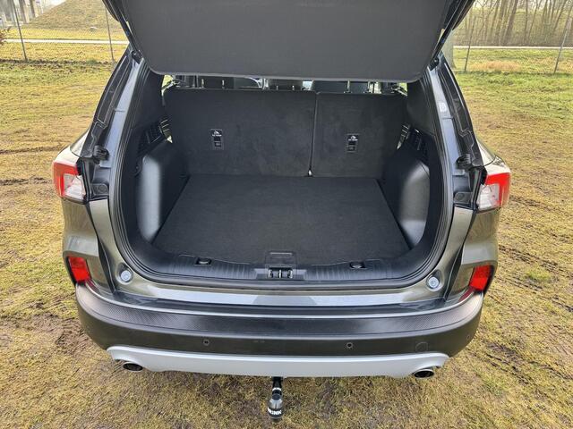 Ford KUGA 2.5 PHEV 225PK Titanium | TREKHAAK 1.500KG | CLIMA | CAMERA | NAVIGATIE | CRUISE CONTROL |