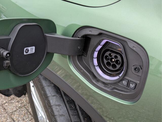 Ford KUGA 2.5 PHEV Titanium / Trekhaak Eletrisch Wegklapbaar / Winter Pakket / Stoel, Stuur & Voorruitverwarming /