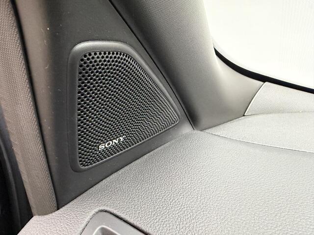 Ford KUGA 1.5 EcoBoost Vignale ST-Line | Sony premium sound | Trekhaak | Keyless | Stuur/stoel verw | NL Auto