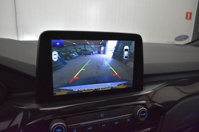 Ford KUGA 2.5 PHEV ST Line Vignale Head-up Trekh Panodak Camera