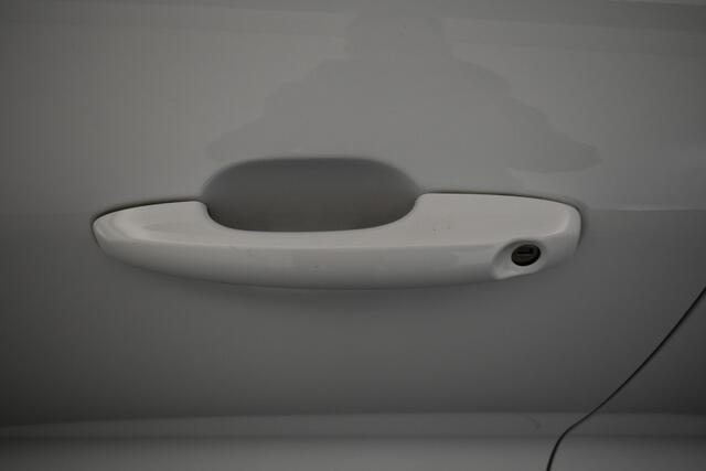 Ford KUGA 2.5 PHEV ST Line Vignale Head-up Trekh Panodak Camera