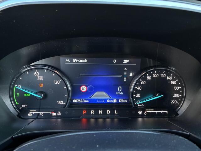 Ford KUGA 2.5 PHEV Titanium | SOH 86% | Navigatie | Achteruitrijcamera | Adaptieve Cruise Control | Winter-pack