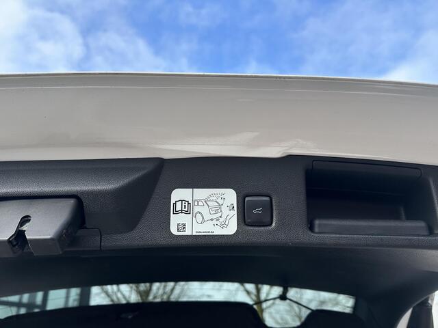 Ford KUGA 2.5 PHEV ST-Line X ST-Line X|Plug-In Hybride Panorama schuifdak | Winterpakket | Adaptieve cruise | Bang & Olufsen | Rijklaar geleverd met 12 mnd BOVAG garantie |