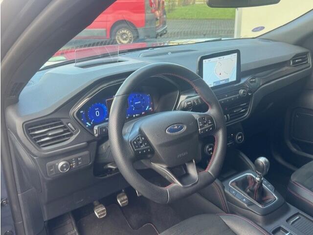 Ford KUGA 1.5 150 pk ST-line X technopack, driverpack, winterpack, B&O sound, e-trekhaak, camera, lederen bekl., 19" velgen, Hub.