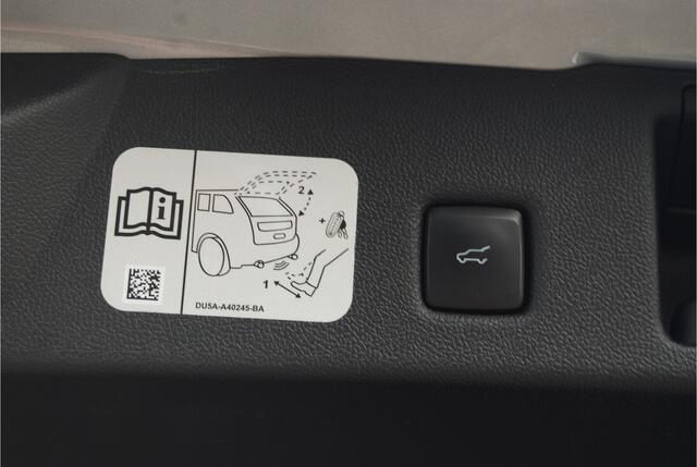 Ford KUGA 1.5 EcoBoost ST-Line X 150PK | PANO.DAK | ELEK TREKHAAK | B&O | WINTERPACK | ADAPT CRUISE | ELEK KLEP