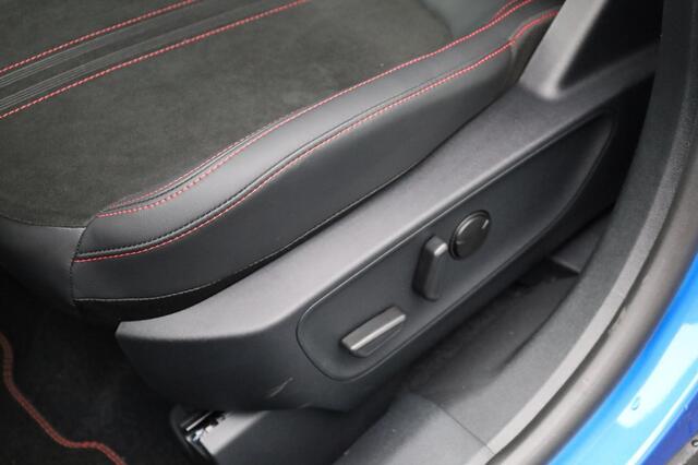 Ford KUGA 2.5 PHEV ST-Line X - NIEUW! -