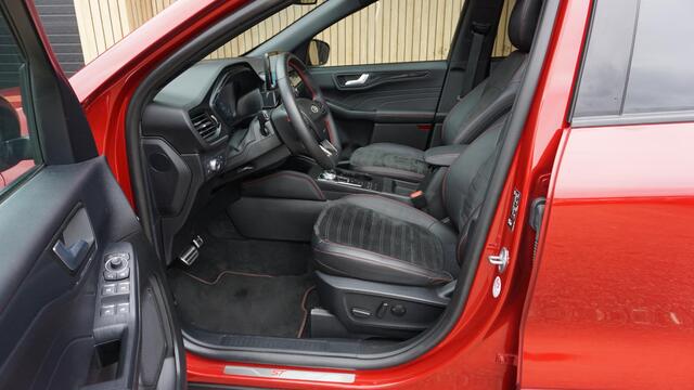 Ford KUGA 2.5 PHEV 224pk ST-line X *Black Pack* 20inch LM Pano.Dak LED B&O Stoel/Stuurwiel-VW HUD 33900km!