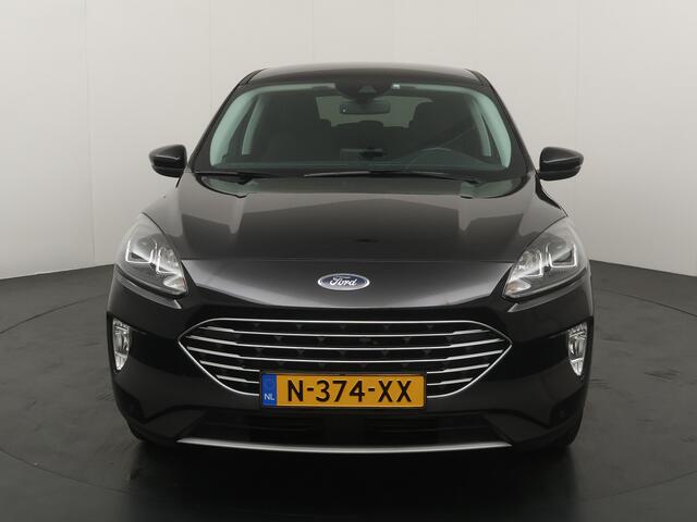 Ford KUGA 1.5 EcoBoost 150 pk Titanium | Trekhaak | LED | Winter Pack | Navi | Clima | Cruise | 100% dealer onderh.