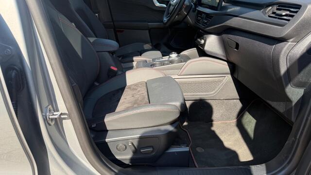 Ford KUGA 2.5 PHEV ST-LINE X 243pk / Trekhaak+20inch+Techno+Winter