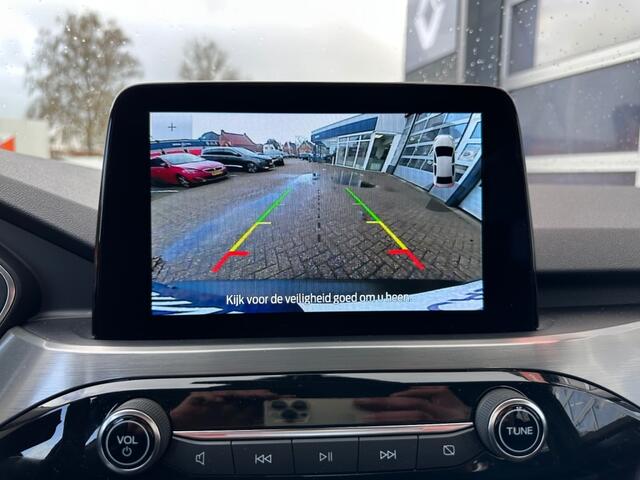 Ford KUGA 2.5 PHEV TITANIUM