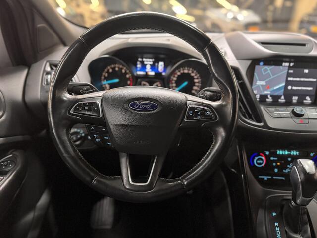 Ford KUGA 1.5 EcoBoost 182pk AWD Automaat ST Line Trekhaak Navi Camera Voorruitverwarming Dealeronderhouden