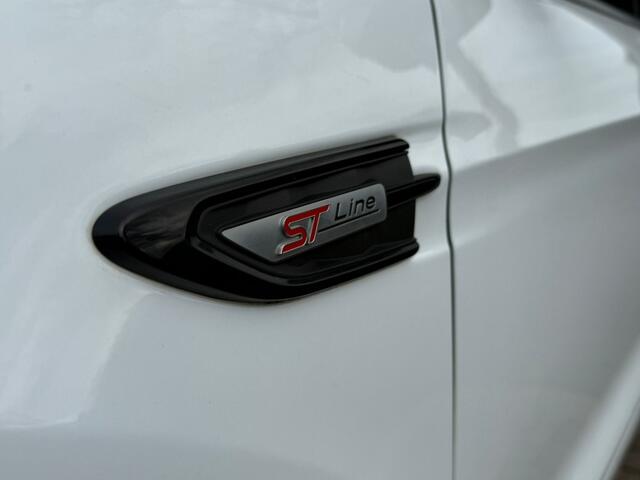 Ford KUGA ecoboost ST Line*automaat*trekhaak*ECC*apple/android*cruise*Opendak*