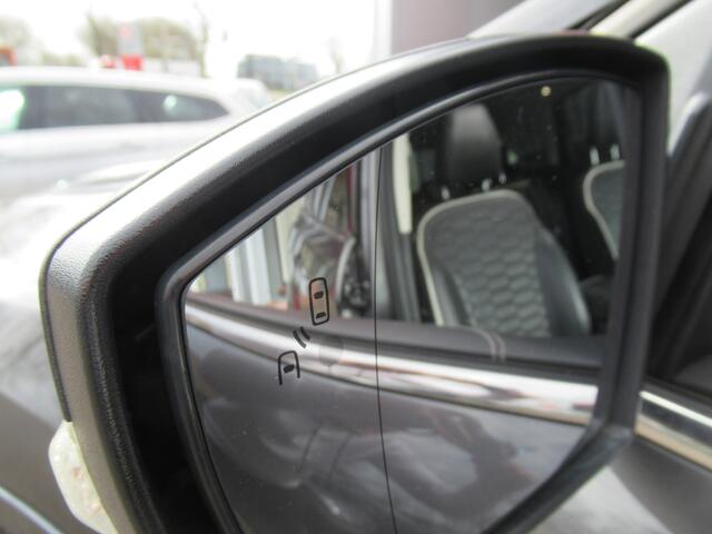 Ford KUGA 1.5 EcoBoost Vignale | Clima-Airco | Apple Carplay | Parkeercamera | Incl. BOVAG Garantie | Adapt. Cruise Control | Stoelverwarming |