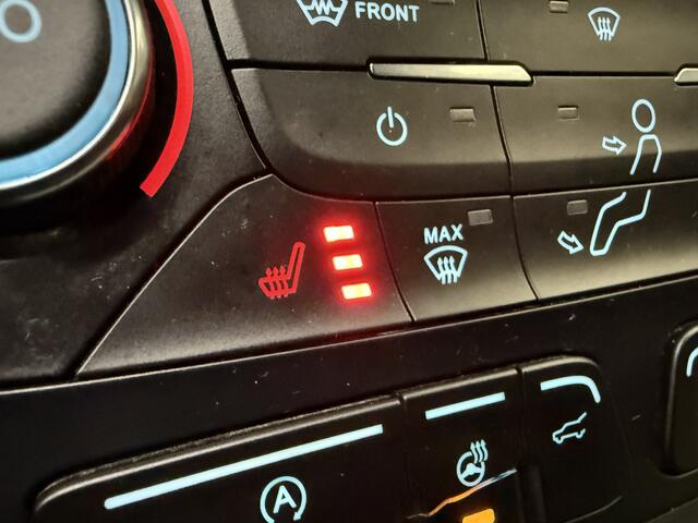 Ford KUGA 1.5 EcoBoost ST Line AWD Automaat Zeer Compleet