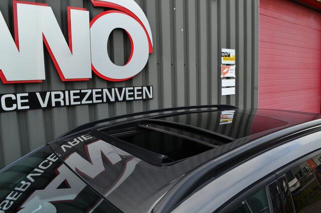 Ford KUGA 1.5 EcoBoost ST-Line 4x4 182PK Pano/Camera/Leer