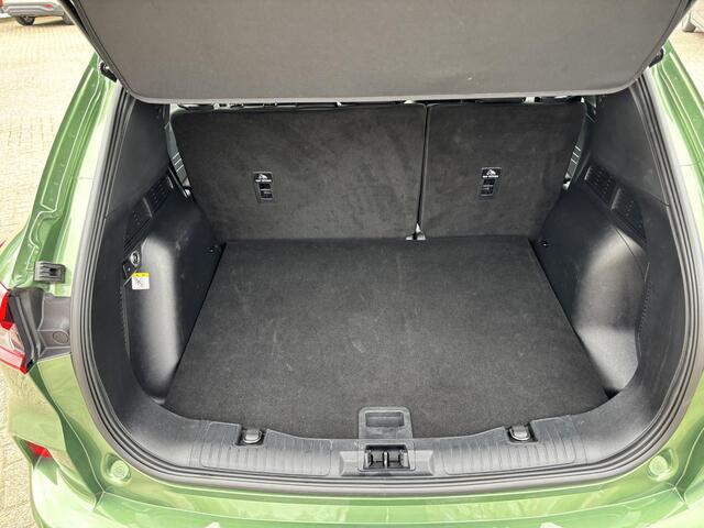 Ford KUGA 2.5 PHEV ST-Line | 243 PK | Winter Pack | Wegklapbare Trekhaak | Origineel Nederlandse auto | 2.100kg Trekgewicht | Originele Nederlandse auto