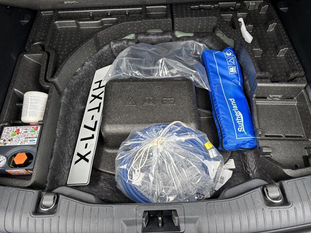 Ford KUGA 2.5 PHEV ST-Line | 243 PK | Winter Pack | Wegklapbare Trekhaak | Origineel Nederlandse auto | 2.100kg Trekgewicht | Originele Nederlandse auto