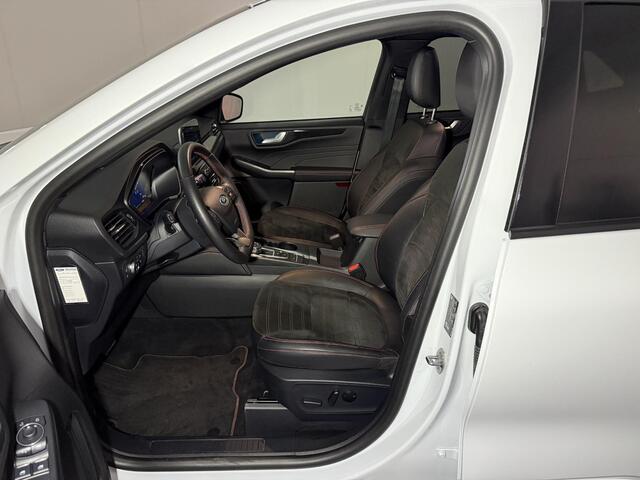 Ford KUGA 2.5 PHEV ST-Line X 243pk | Trekhaak | BLIS | B&O | Winterpack | 19'' lichtmetalen velgen