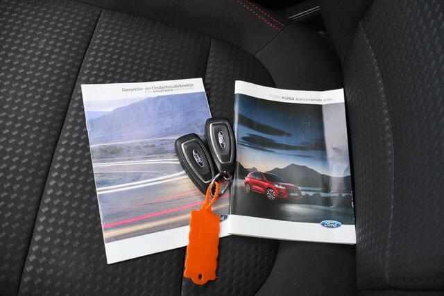 Ford KUGA 2.5 PHEV ST-Line 1e Eigenaar | Volledig Onderh | BTW | NAP | Camera | Navi | DashCam | Carplay | Elek Klep | 1 Kabel | Cruise | Bots | DAB | Full LED | Keyless | PDC