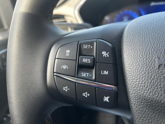 Ford KUGA 2.5 PHEV Vignale // FULL LED // B&O AUDIO // ADAPTIVE CRUISE // MEMORY SEAT // LEDER // NAVI + CARPLAY // CAMERA // WINTERPACK