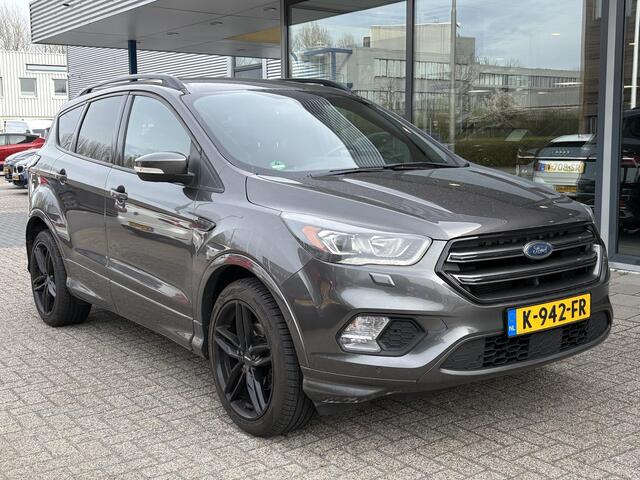 Ford KUGA 1.5 EcoBoost ST-Line 150pk | Trekhaak | Winter Pack | Parkeersensoren | 2000kg Trekgewicht! | Dealer Onderhouden |