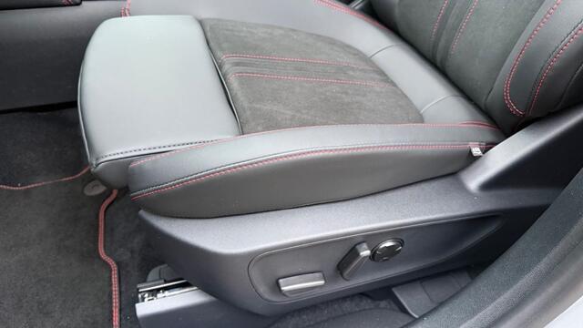 Ford KUGA 2.5 PHEV ST-LINE X/AGR-St/Black pack/Full opt.