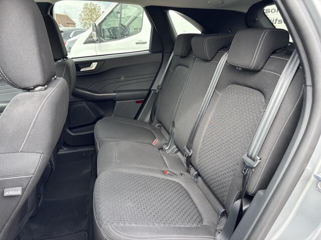 Ford KUGA 2.5 PHEV Titanium | 242pk | Wegklapbare Trekhaak | 2.100kg Trekgewicht | Achteruitrijcamera | Cruise control | Navigatie | Digitale cockpit