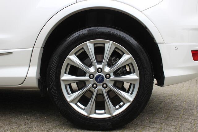 Ford KUGA 1.5i EcoBoost 150pk Vignale Navi, Camera, Winterpack, EL Trekhaak, Leer, Sony Audio,