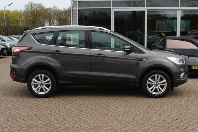 Ford KUGA 1.5 EcoBoost Trend Ultimate / Navigatie / Parkeerhulp achter / 17'' / Bluetooth / Cruise Control