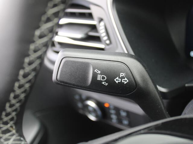 Ford KUGA 2.5 PHEV Active X | Trekhaak | Winter Pack | Technology Pack | Schuifdak | 360 Camera | 19" LM | Elek. stoelverstelling | Dodehoek detectie | LED |