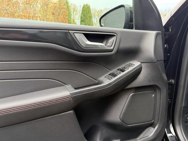 Ford KUGA 2.5 PHEV ST-LINE,HeadUp,LED,WinterPack,Driver Assitance,Trekhk,Keyless